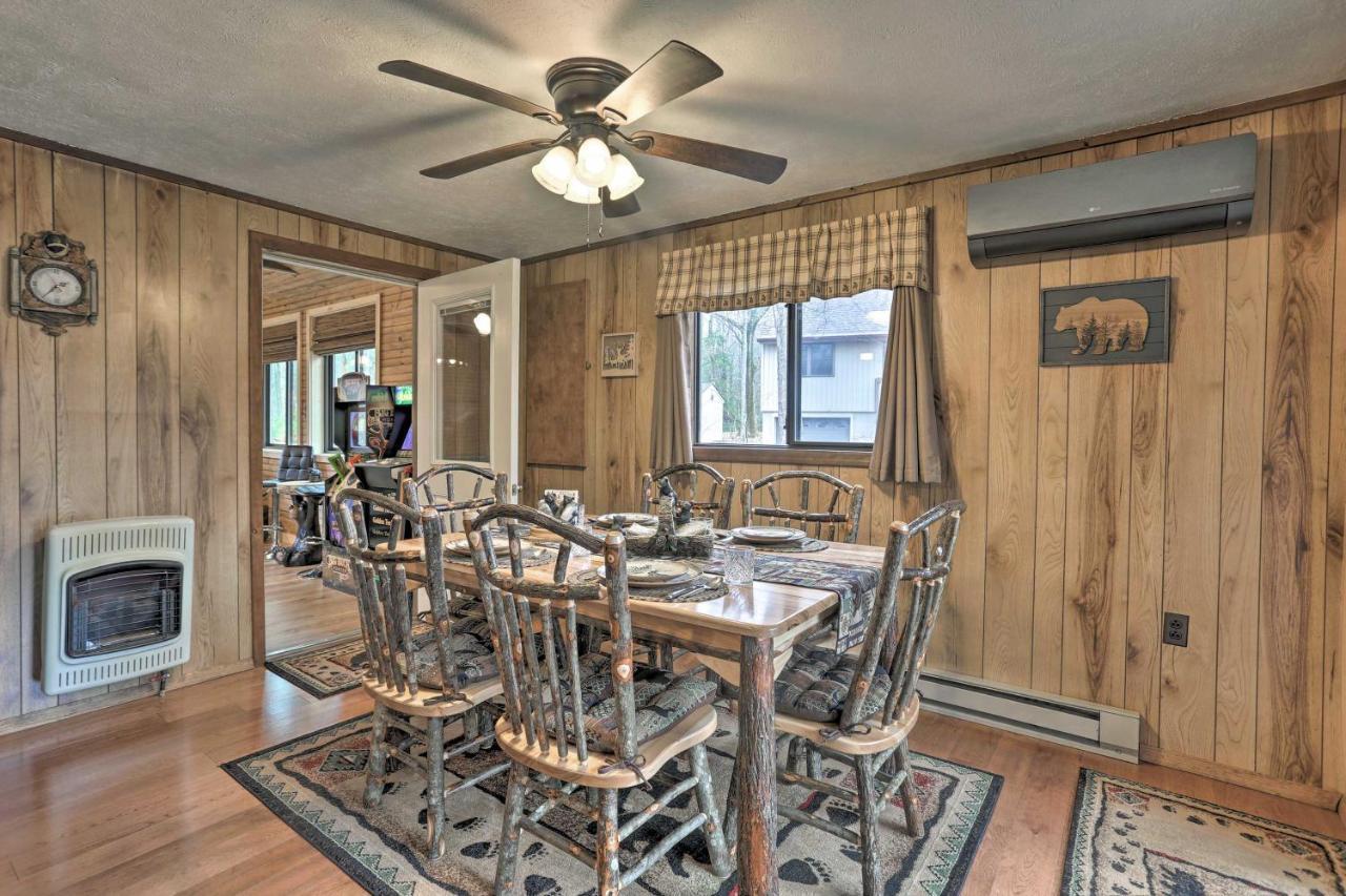 Bear Den Rustic Pocono Lake Home With Game Room! Exterior foto